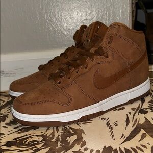 Nike Dunks High Top